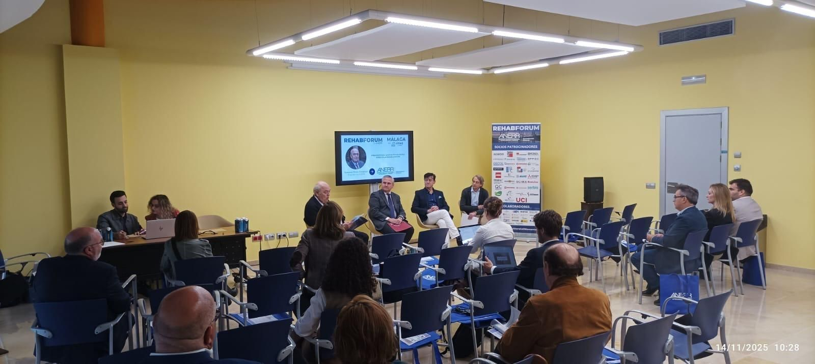 Encuentro sobre la rehabilitación y reforma de vivienda en España de ANERR en Málaga