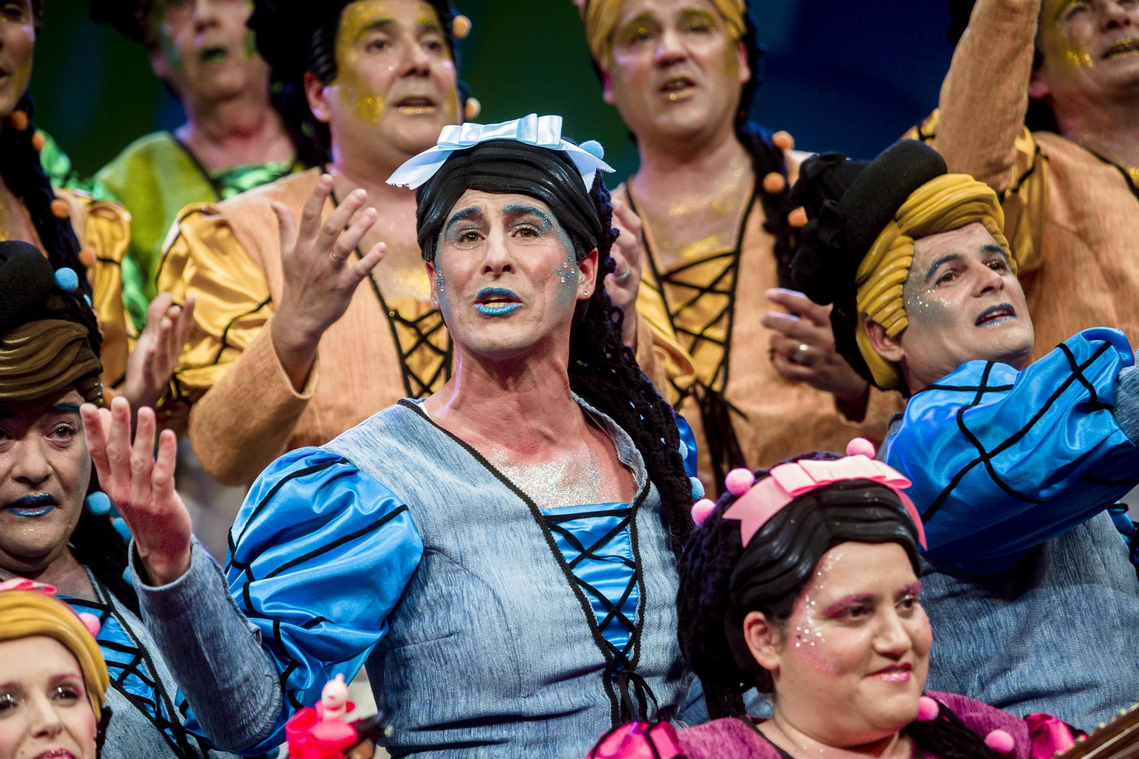 Coro Manos arriba!!.