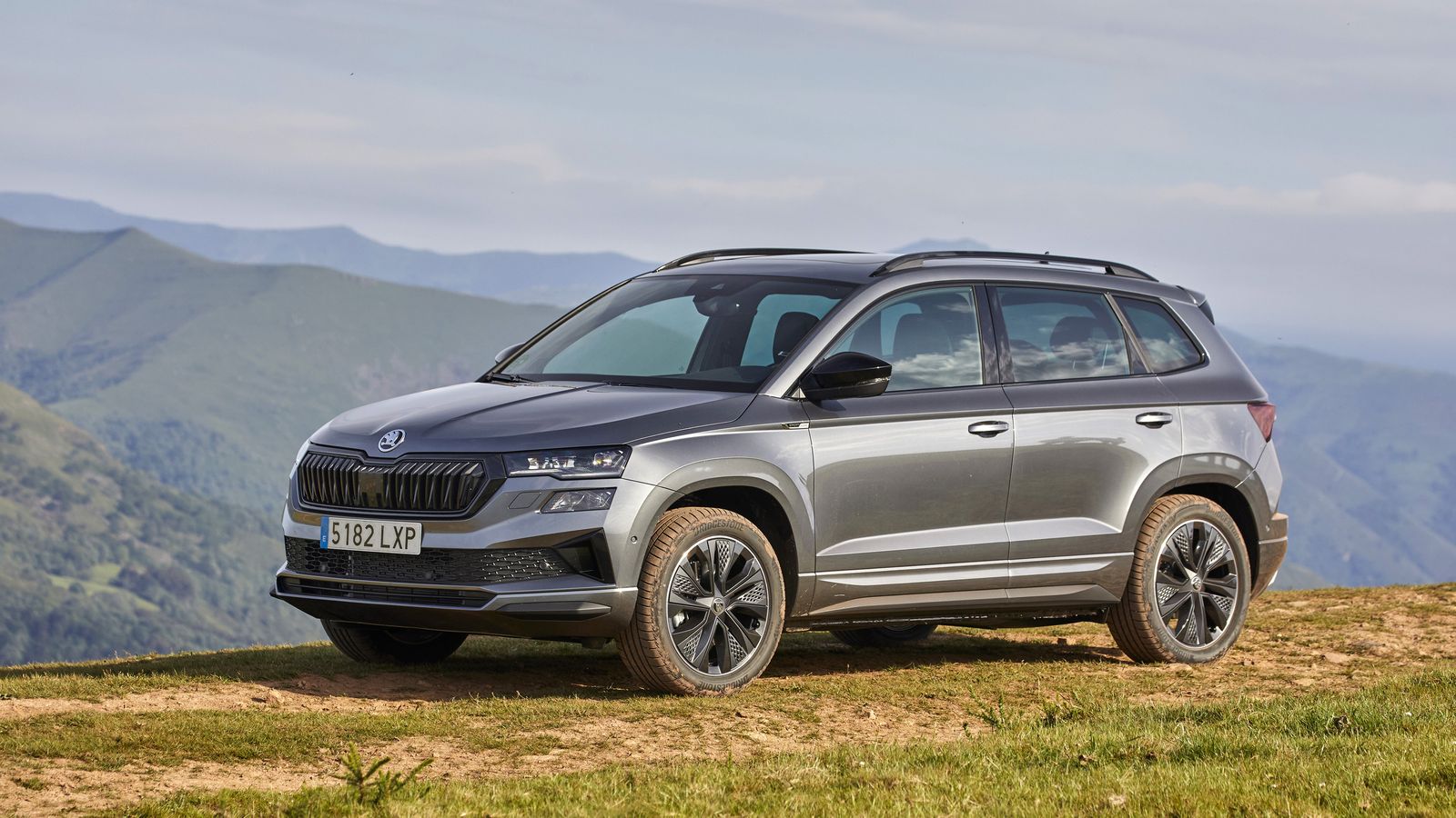 Optar por las versiones de tracción total supone tener que elegir los motores más potentes y, además, la caja de cambios DSG.