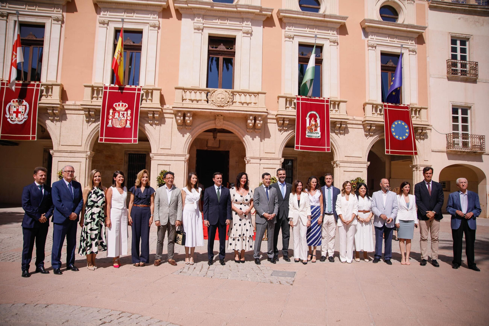 Imágemes de la casa consistorial de Almería