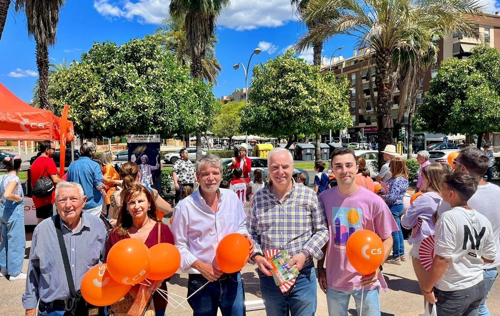 Jesús Lupiáñez, en el centro, en un acto de Ciudadanos Córdoba. Jesús Lupiáñez, en el centro, en un acto de Ciudadanos Córdoba.