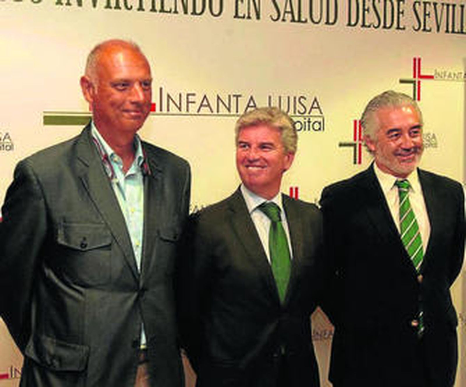 Calero, Guillén y Millán, durante el acto de presentación.