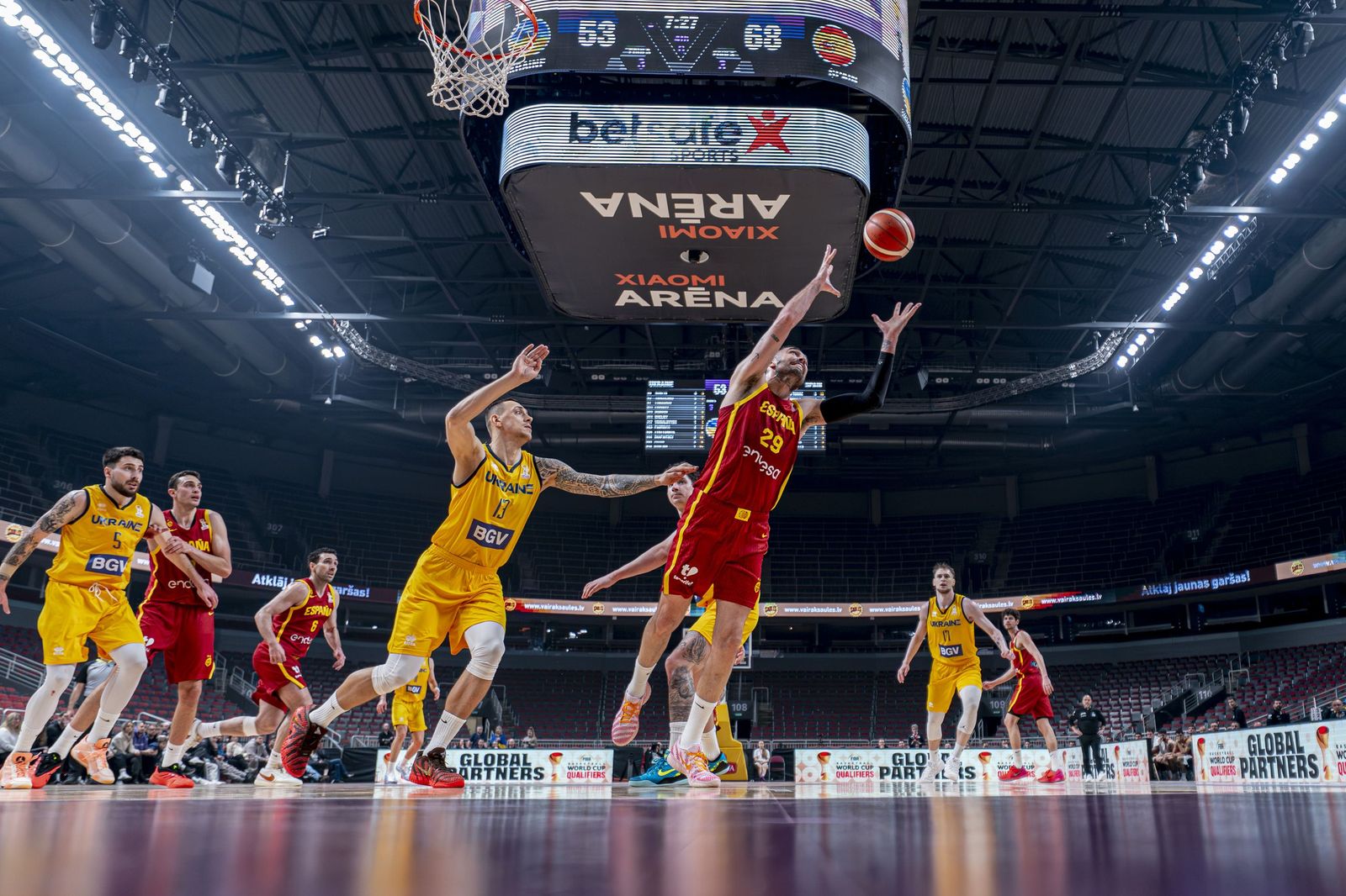 Las mejores fotos del Ucrania-España de baloncesto