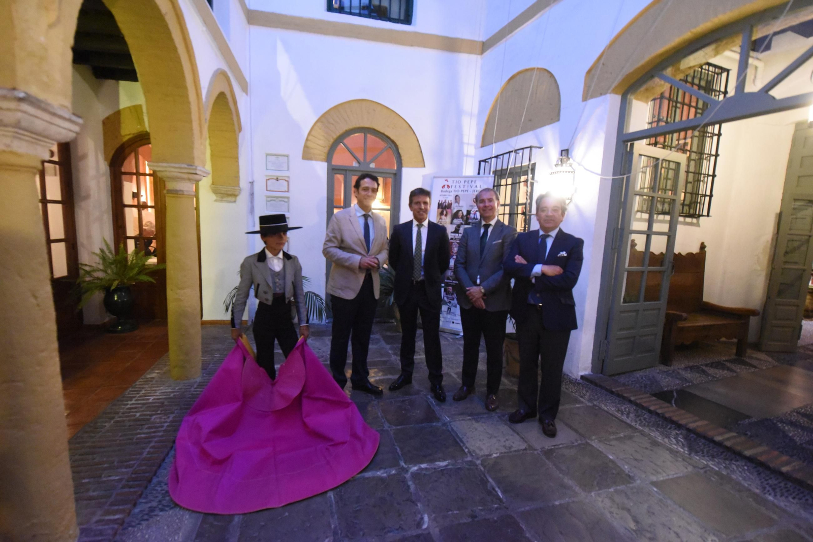 El Círculo Taurino de Córdoba premia la trayectoria de Manuel Díaz ‘El Cordobés’