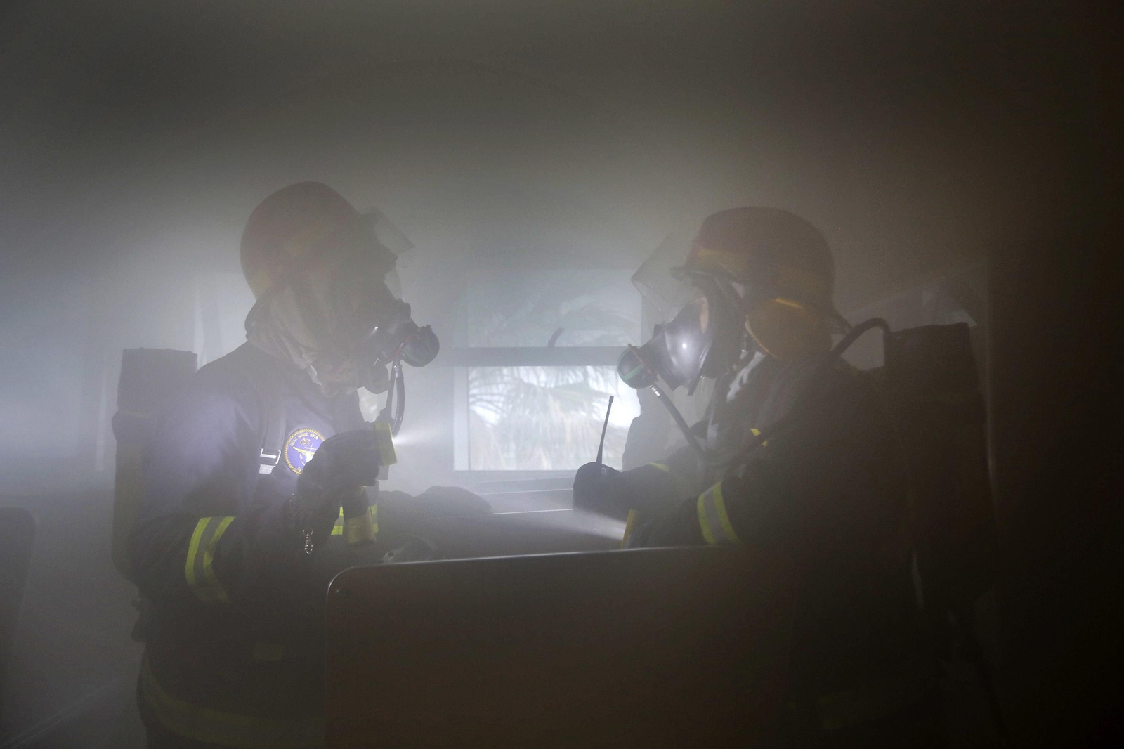 Así se preparan los bomberos de la Base de Rota