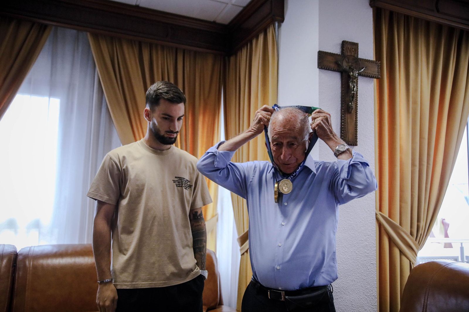 Álex Baena en el Ayto de Roquetas de Mar, en imágenes