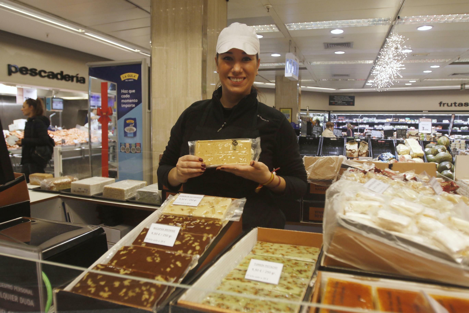 Los preparativos para la Nochebuena y la Navidad en Córdoba, en fotos Los preparativos para la Nochebuena y la Navidad en Córdoba, en fotos