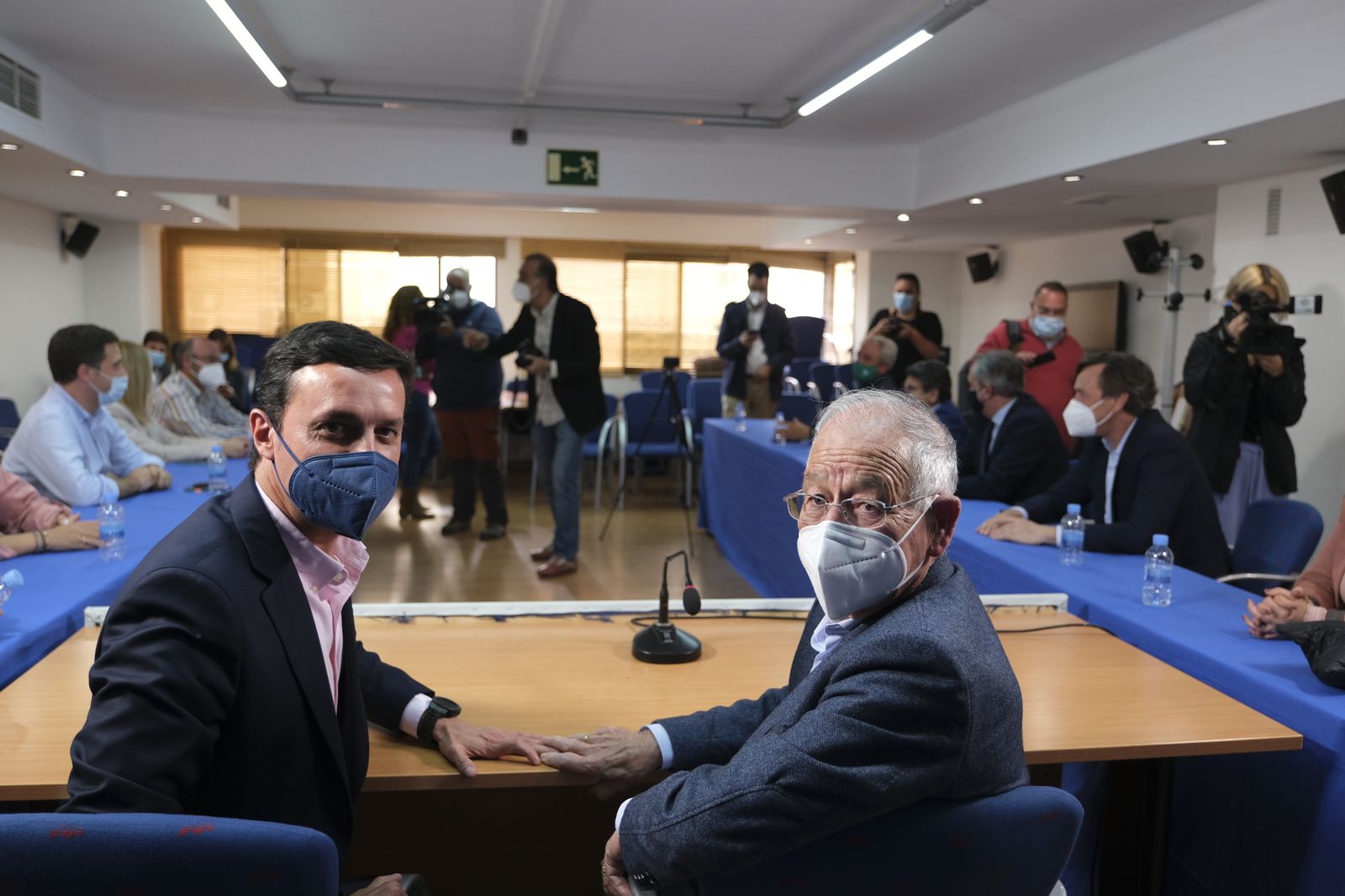 Gabriel Amat dejará la presidencia del PP en manos de Javier Aureliano García