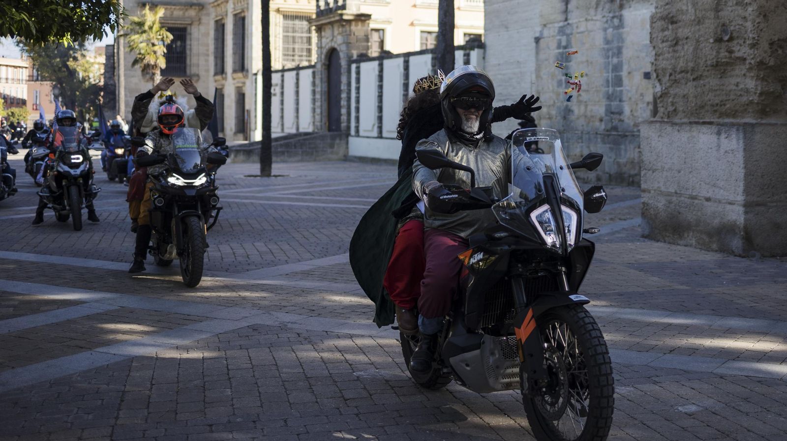 CARAVANA MOTERA NAVIDAD 2024 25.JPG