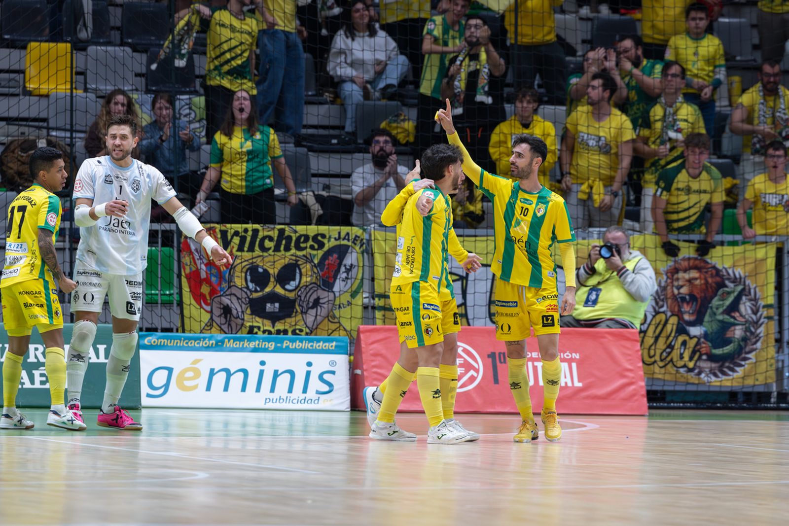 La victoria copera del Jaén FS sobre Quesos El Hidalgo Manzanares