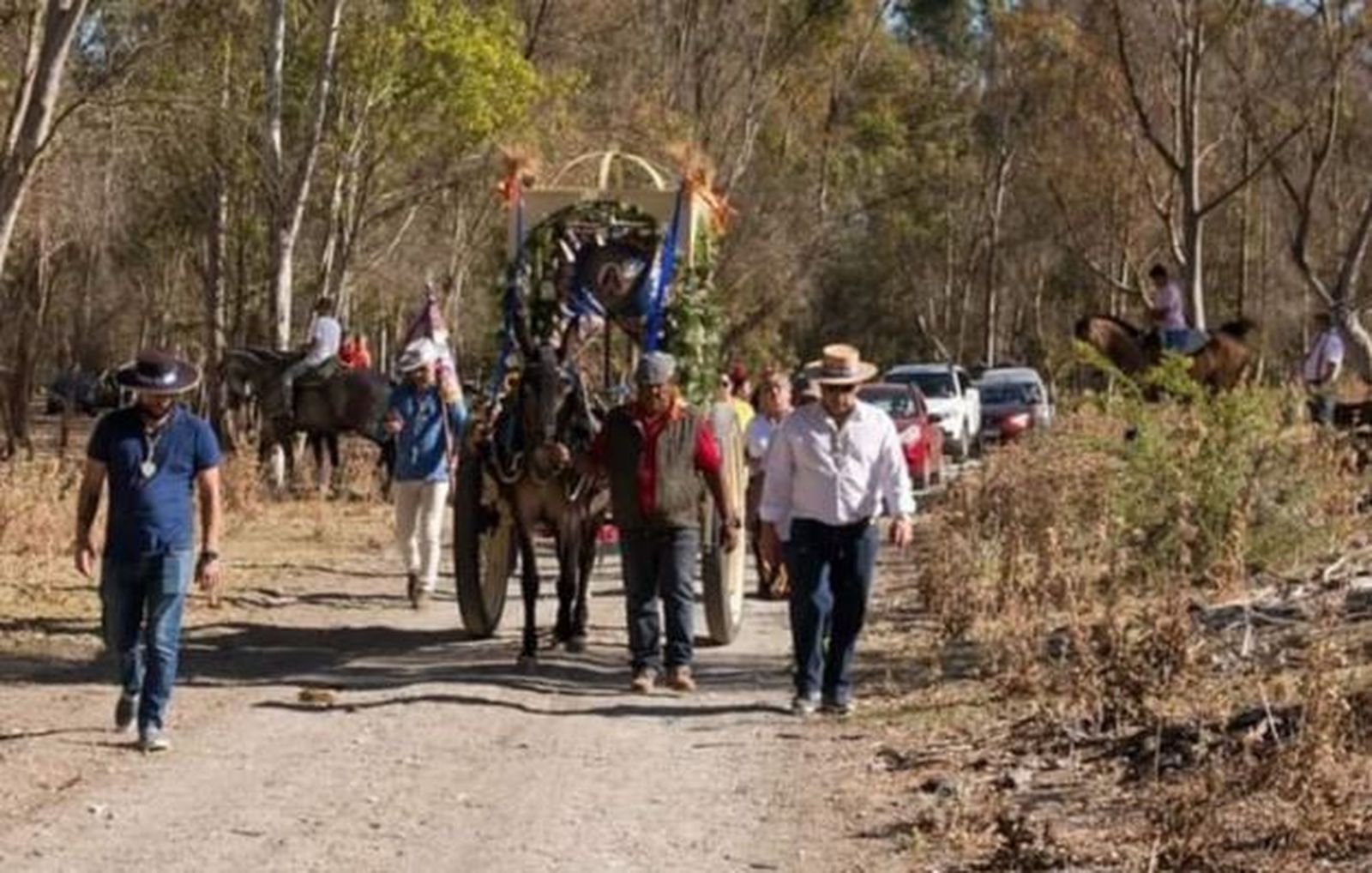 Imagen que ilustra el cartel de la romería de El Portal.