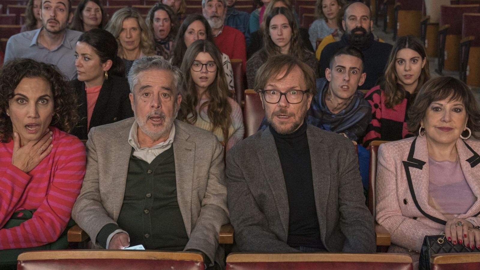Toni Acosta, Carlos Iglesias, Santiago Segura y Loles León en una imagen del filme.