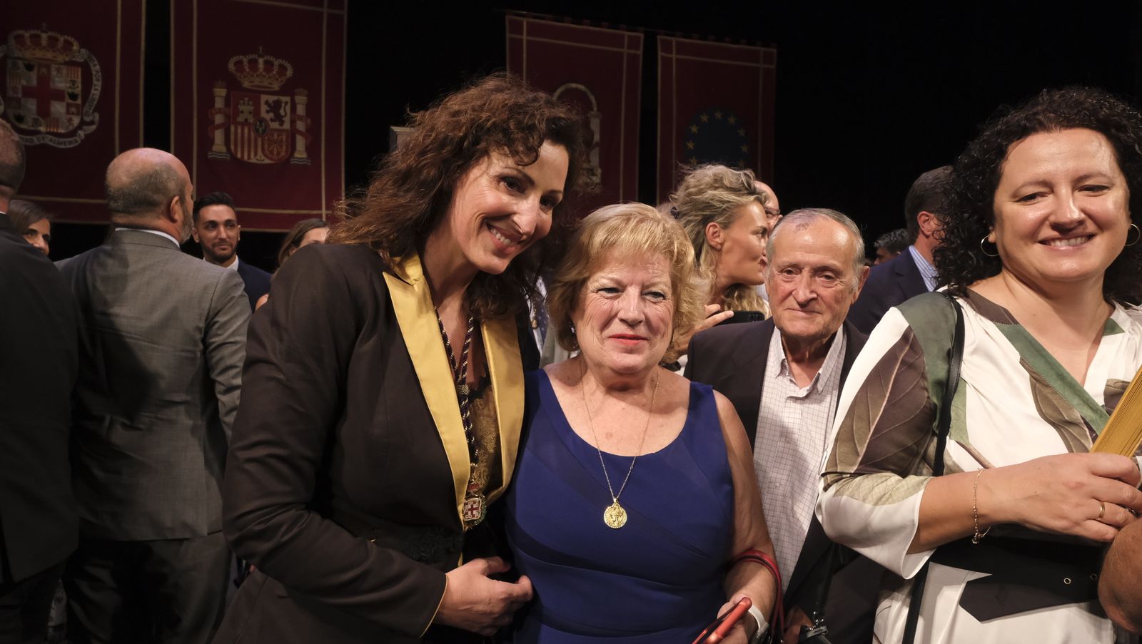 Imágenes de la investidura como Alcaldesa de Almería, de María del Mar Vázquez Agüero