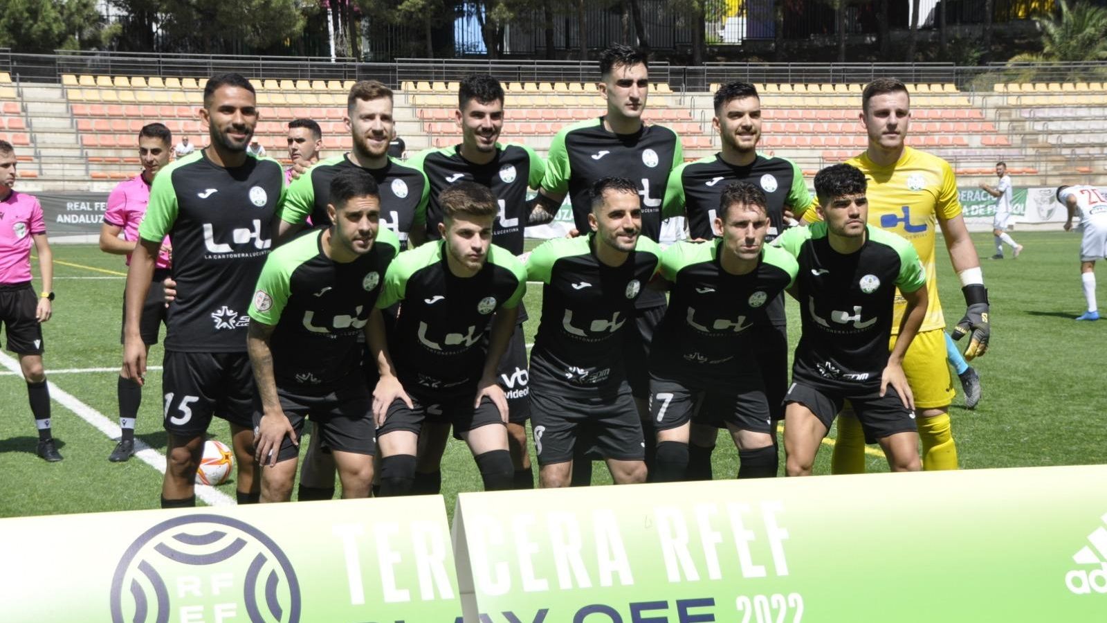 Formación inicial del Ciudad de Lucena ante el Utrera.