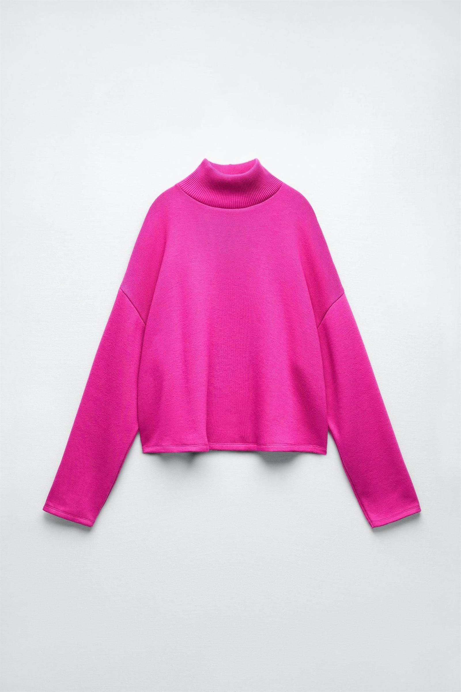 Jersey rosa fucsia con cuello perkins de Zara.