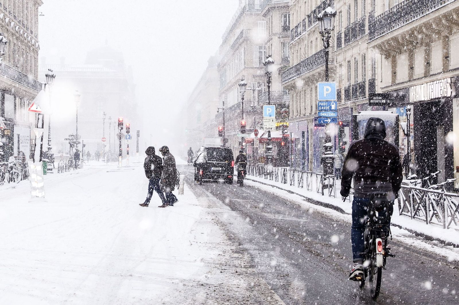 Las fotos del temporal de nieve en París