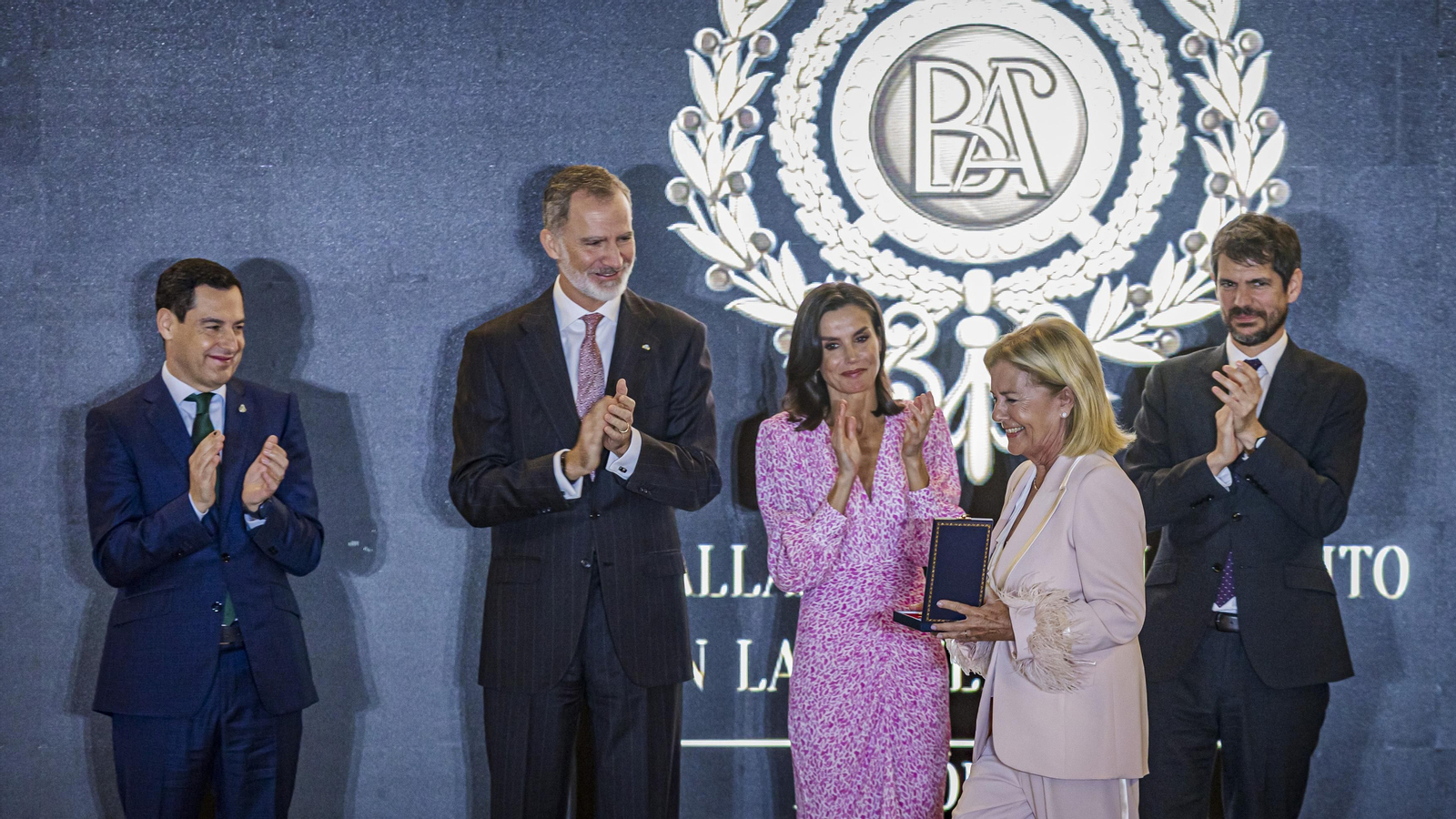 Las imágenes de la entrega de las Medallas de Oro a la cultura en Cádiz