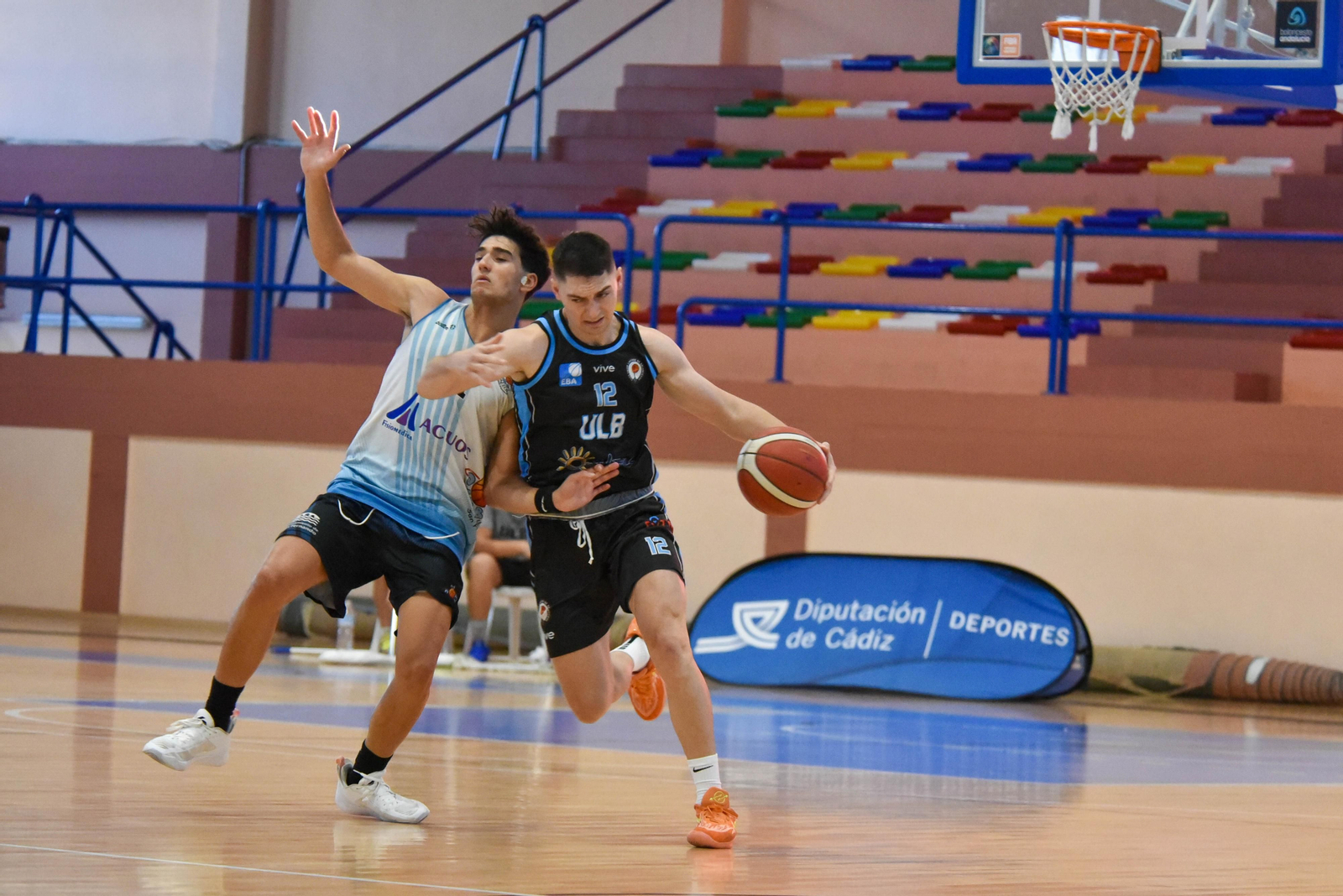 Las fotos de la semifinal de la Copa Diputación de baloncesto: ULB-Cimbis