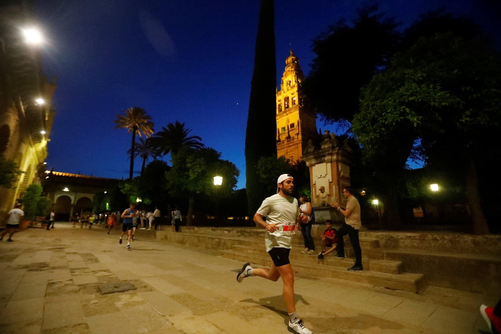 Las mejores fotos de la XX edición de la Nocturna Trotacalles en Córdoba