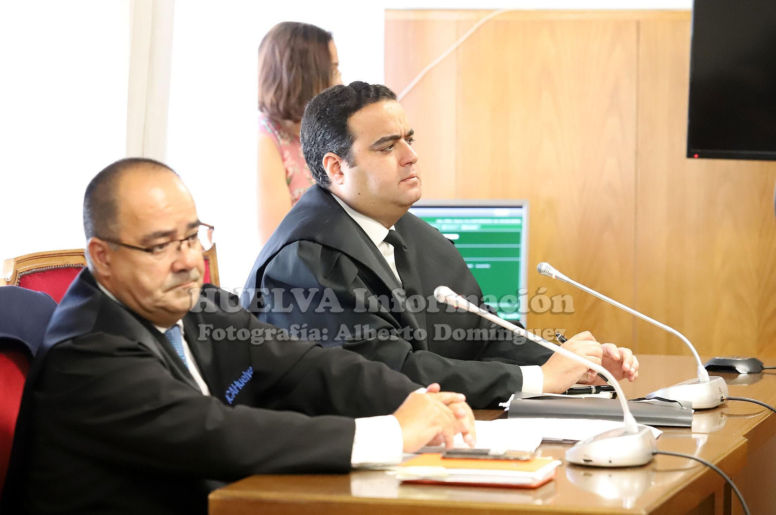 Imágenes del juicio por el apuñalamiento al jefe de la Policía Local de Punta Umbría