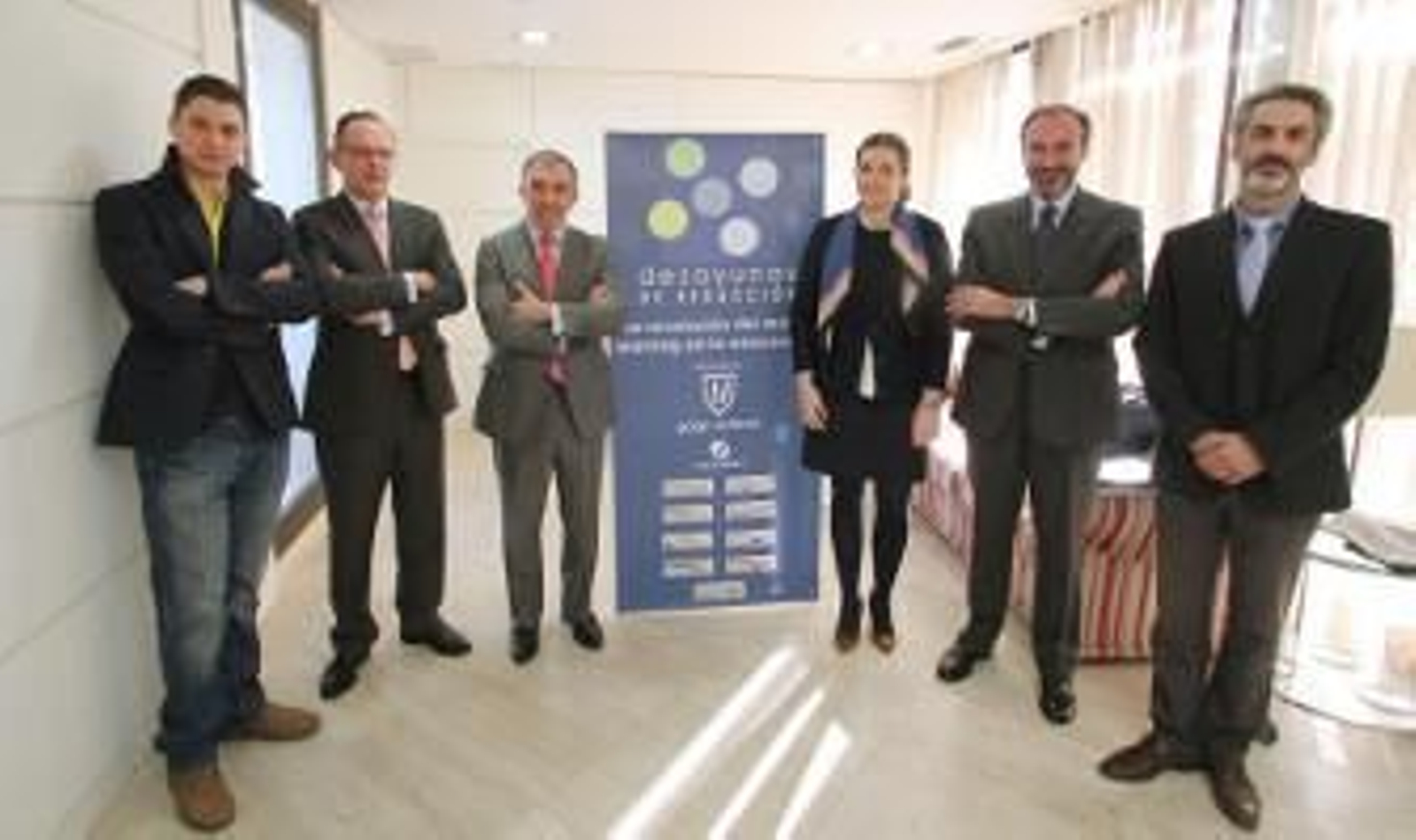 David Lebrero, Felipe Granados, José Navalpotro, Blanca Domínguez, Ramón Resa y Javier Nó participaron en este desayuno de redacción./ Belén Vargas