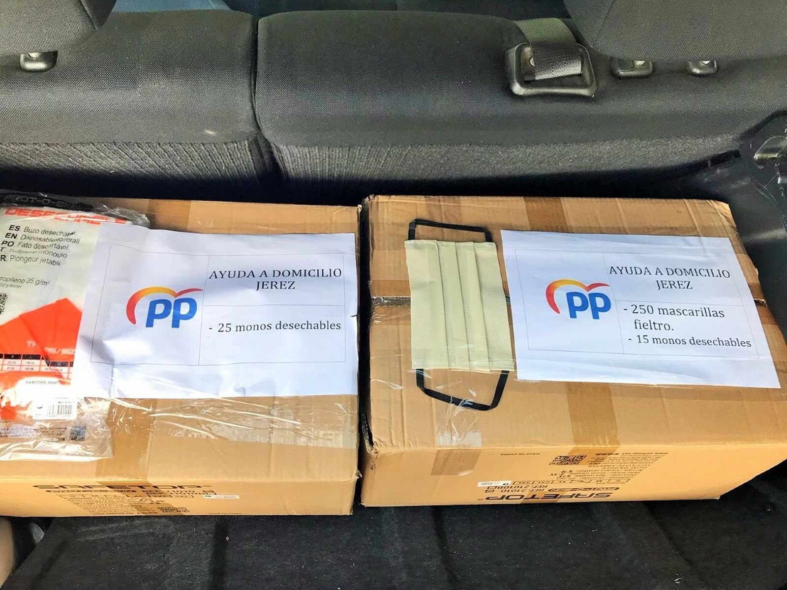 Material donado por el PP en colaboración con la Hermandad del Perdón.