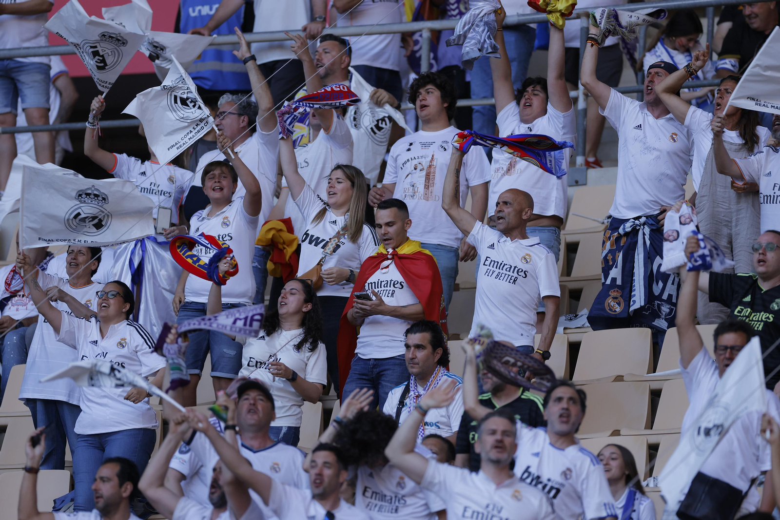 Búscate en las fotos de la final de la Copa del Rey entre el Madrid y el Osasuna