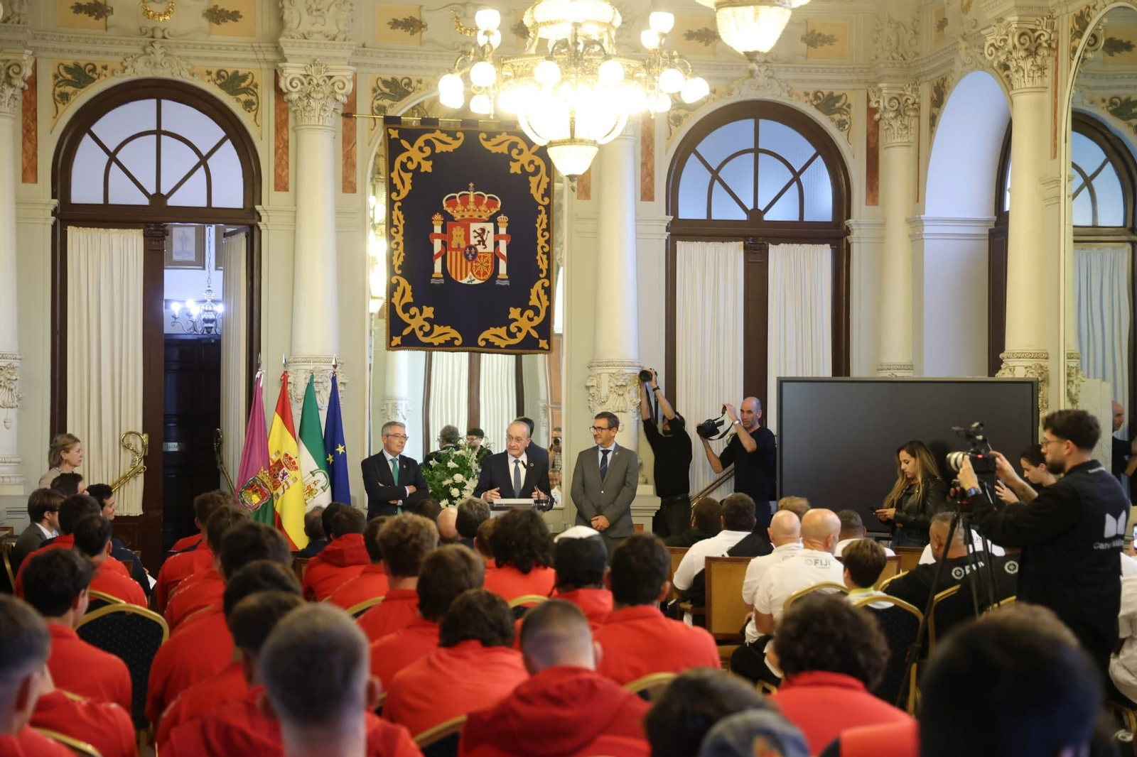 España y Fiyi, bienvenidas a Málaga en el Ayuntamiento