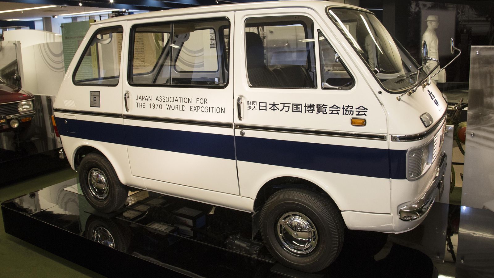 El Suzuki Carry Van Electric fue un prototipo creado especificamente para la Expo de Osaka.