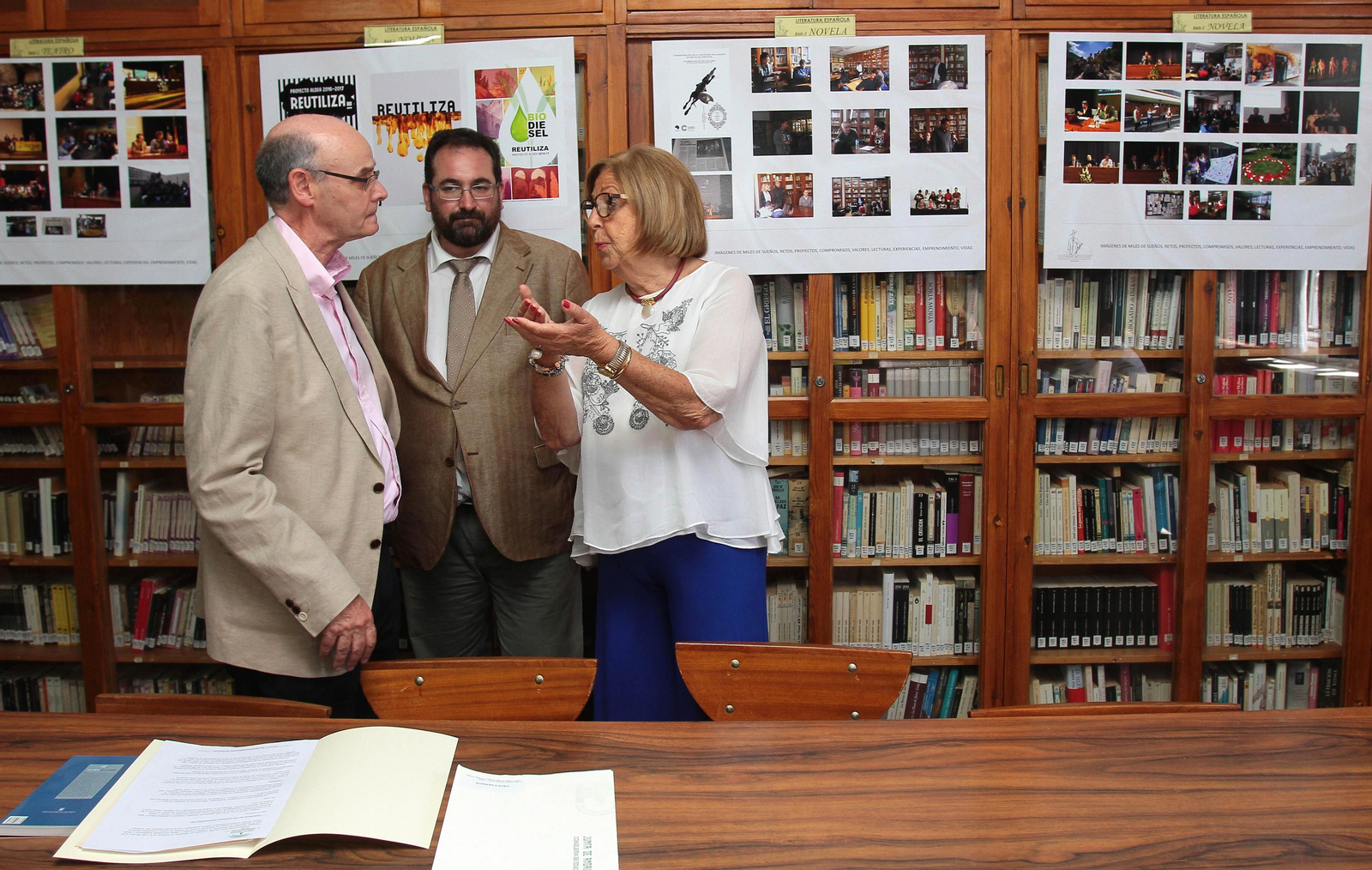 Visita de Adelaida de la Calle.