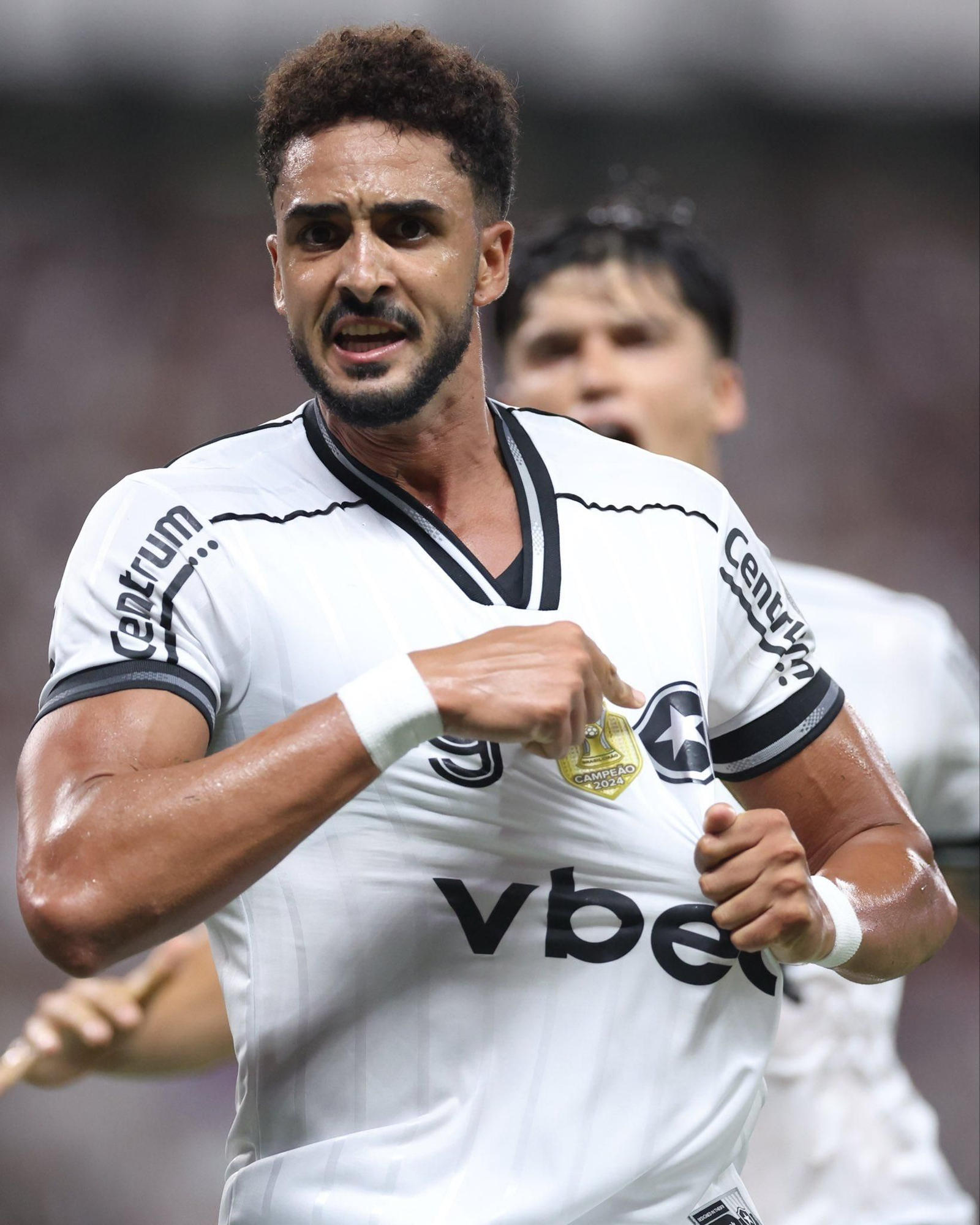 Chris Ramos celebra el gol que marcó el domingo.