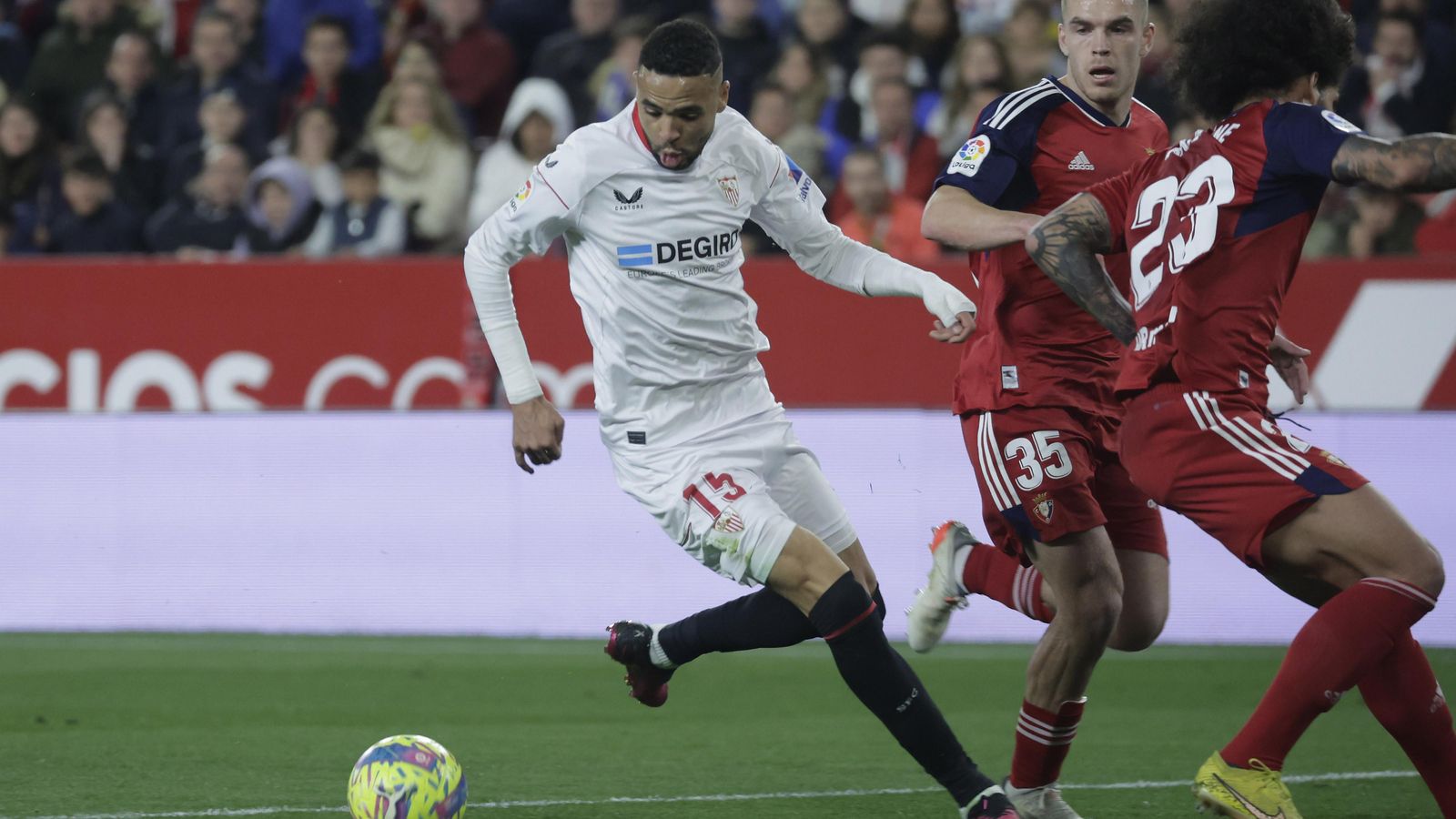 En-Nesyri hace un espectacular regate a Aridane antes del 2-2.