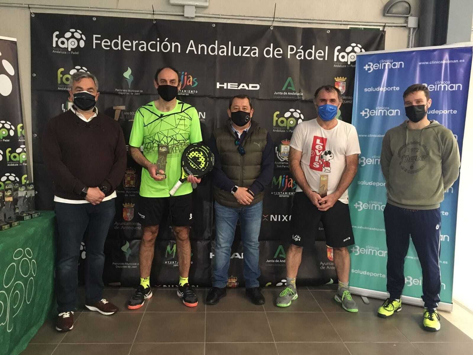 Antonio Poyatos y Albert 'Sheriff' junto a Junto Manuel Sánchez , Manuel Bustillo y Fran Pérez.