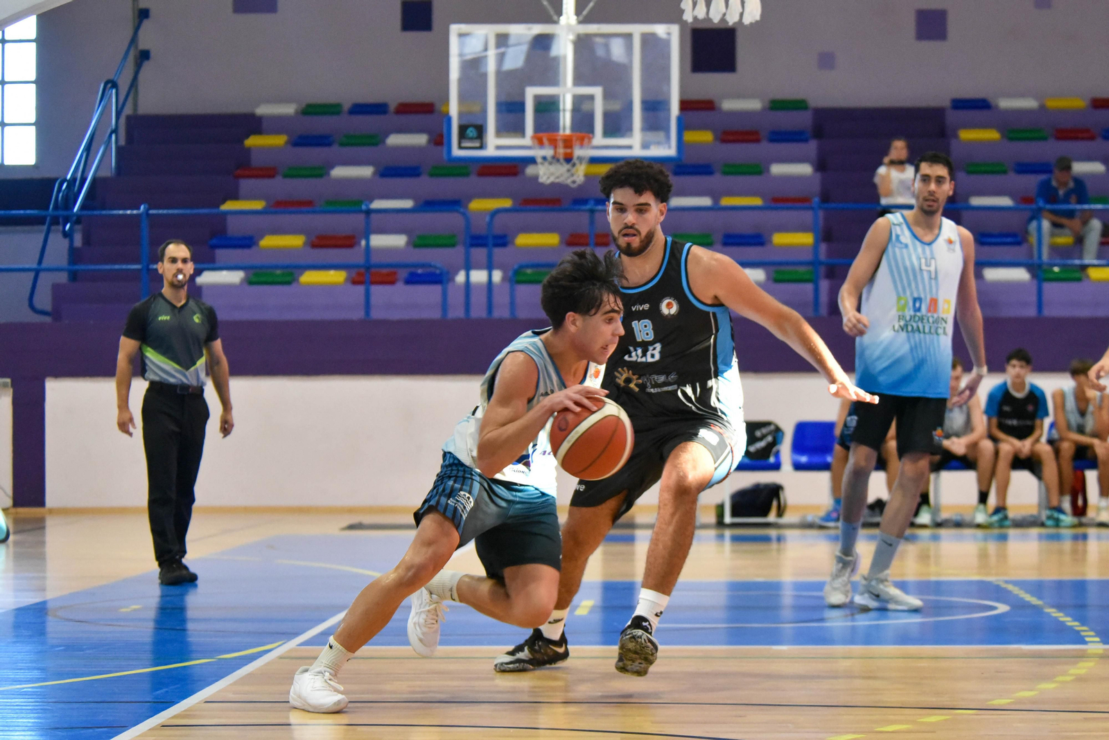 Las fotos de la semifinal de la Copa Diputación de baloncesto: ULB-Cimbis