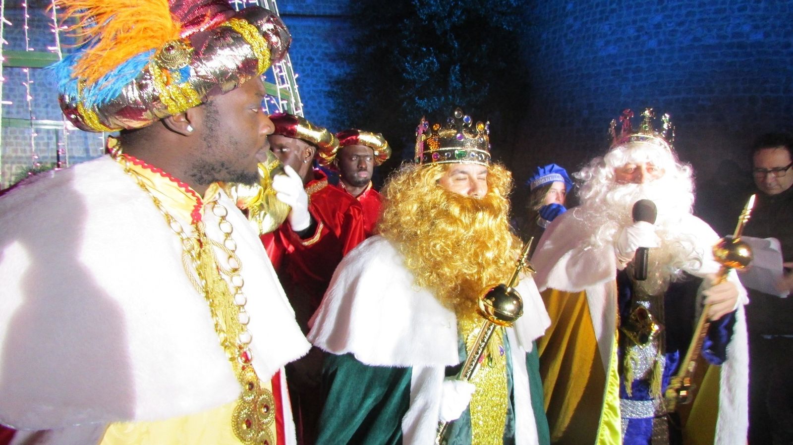 Recepción a los Reyes Magos en el Castillo de Santa Ana.