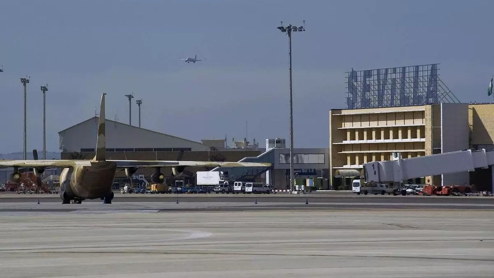 La pista de vuelo del aeropuerto de de Sevilla