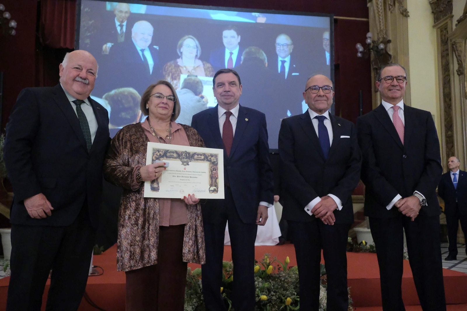 El Real Círculo de la Amistad de Córdoba entrega sus reconocimientos, en imágenes El Real Círculo de la Amistad de Córdoba entrega sus reconocimientos, en imágenes