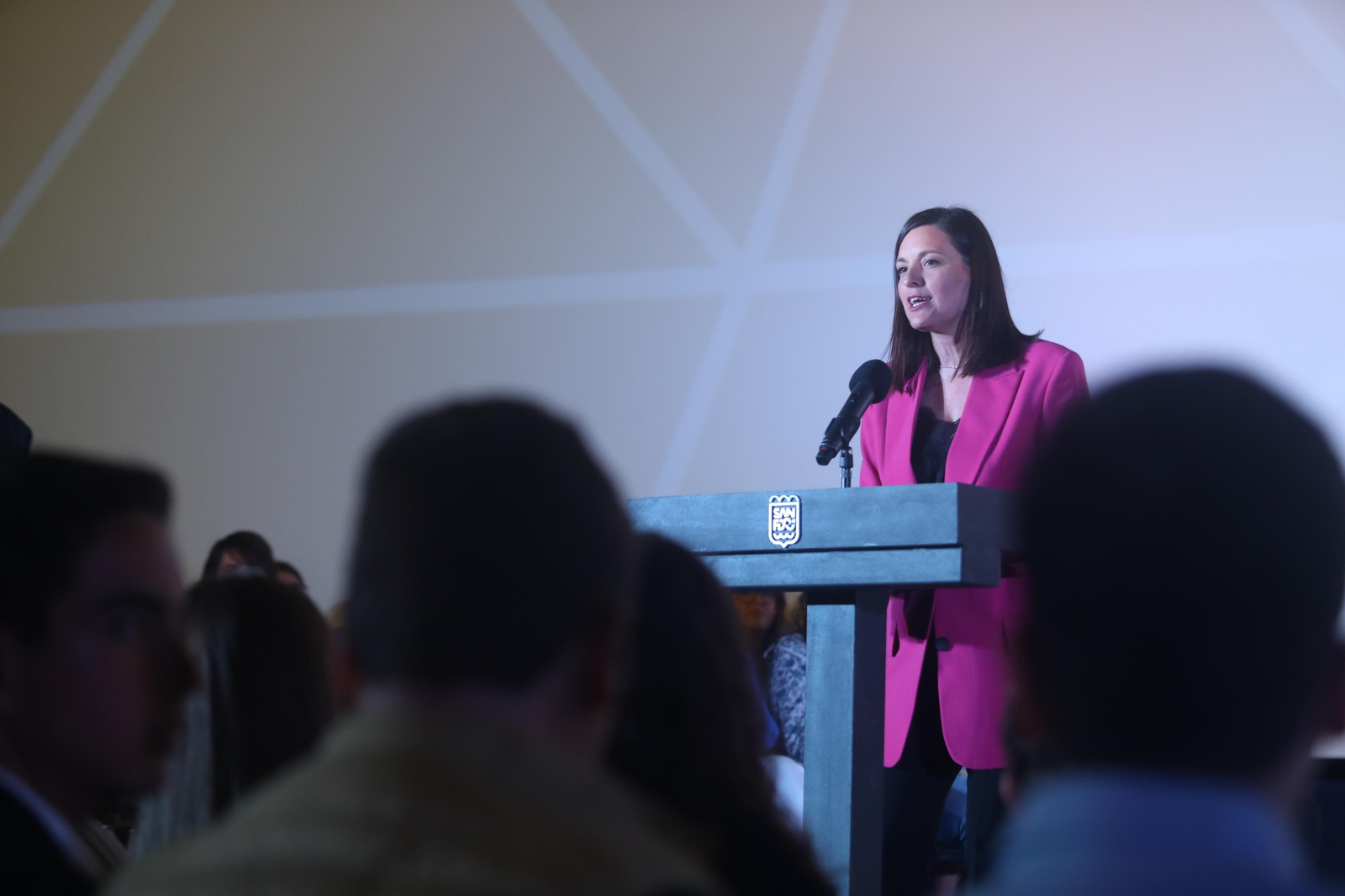 Las imágenes del acto de entrega de premios a los mejores expedientes académicos en San Fernando