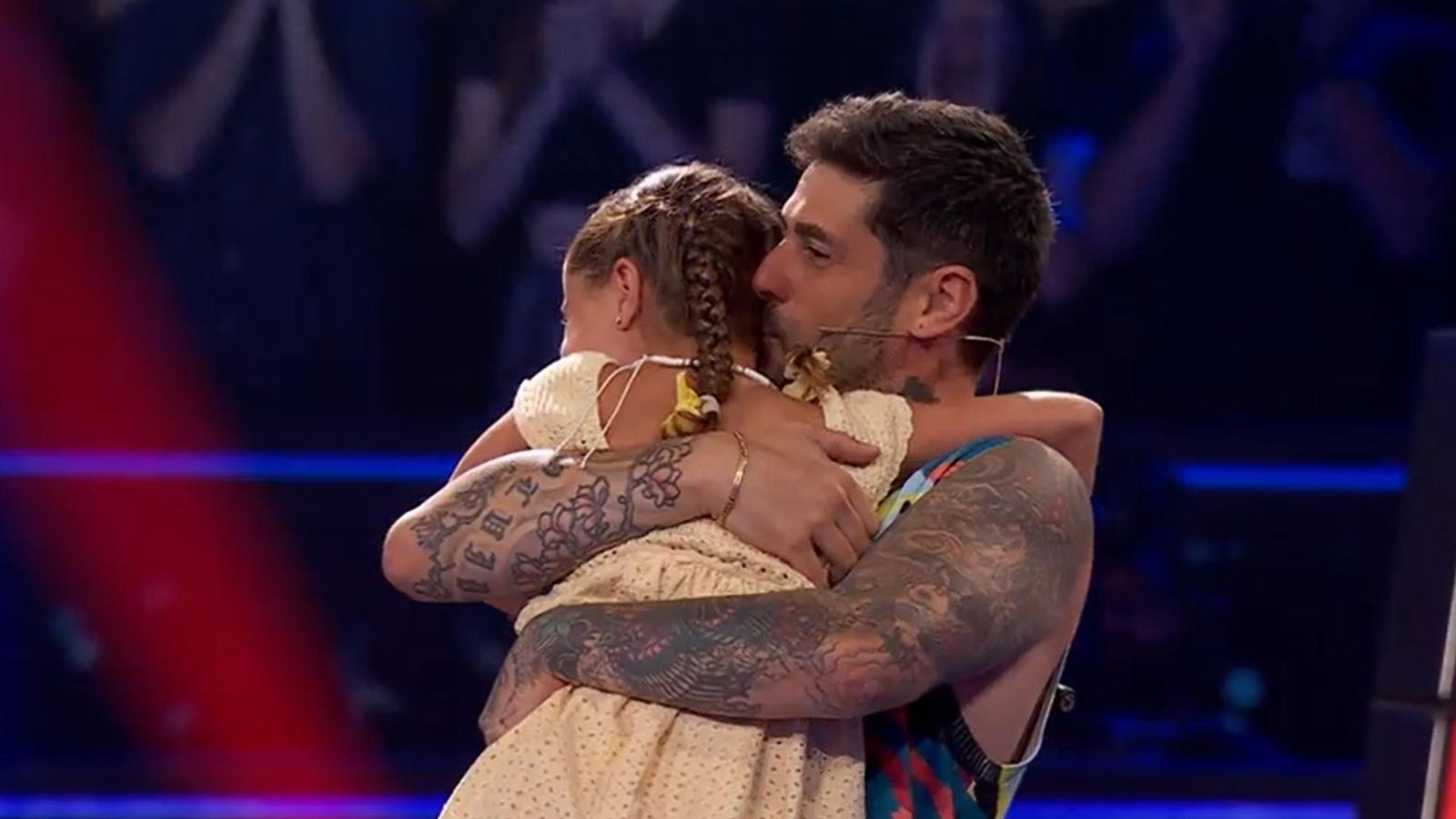 La pequeña Triana se une al equipo de Melendi.