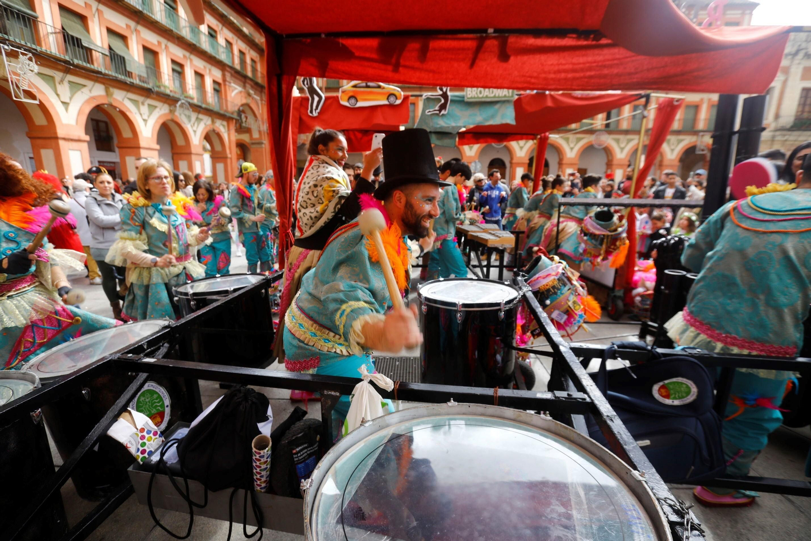 La quema del dios Momo pone punto y final al Carnaval de Córdoba 2023, en fotografías