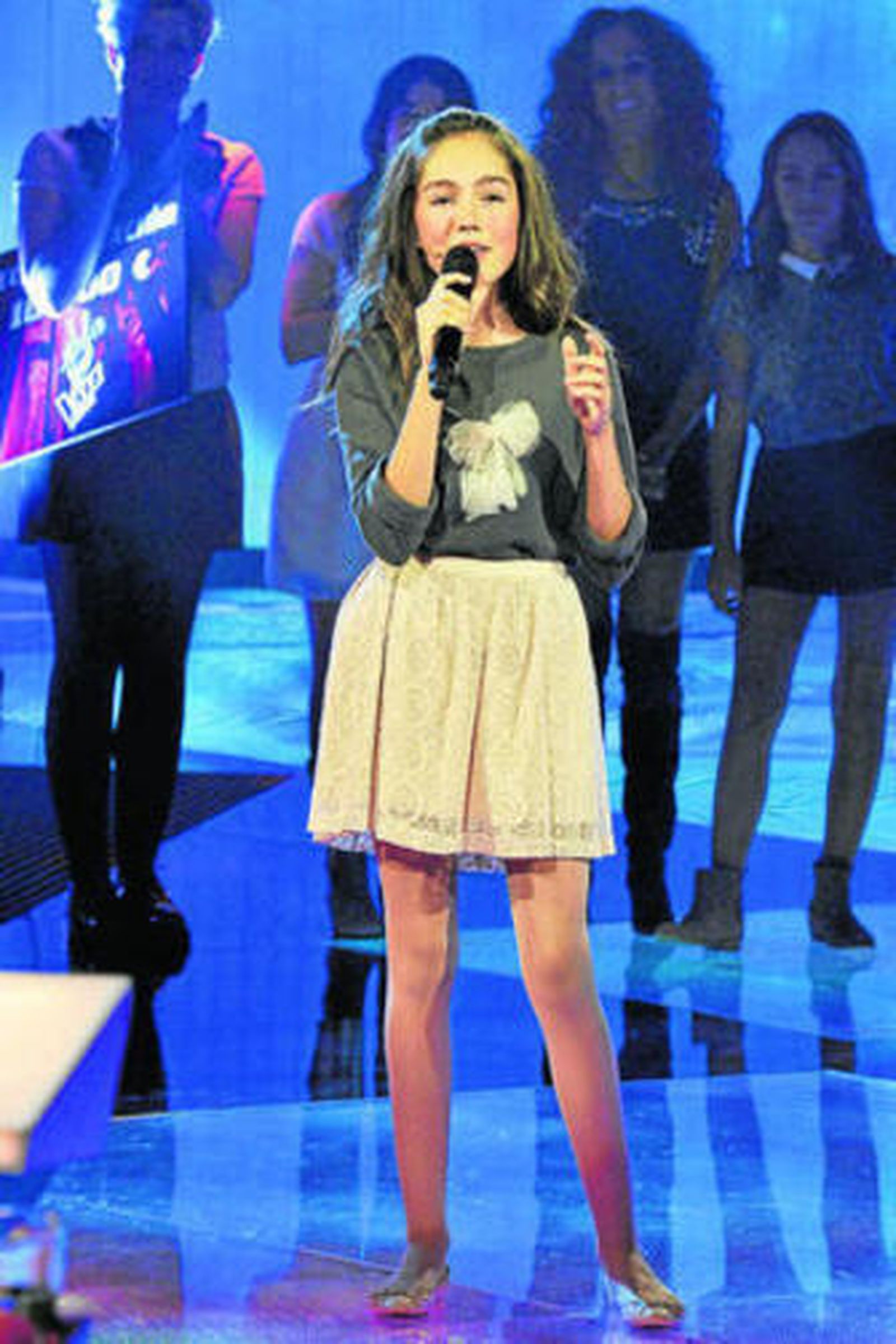 La niña María Parrado durante la interpretación de 'Lucía' en la gala final.