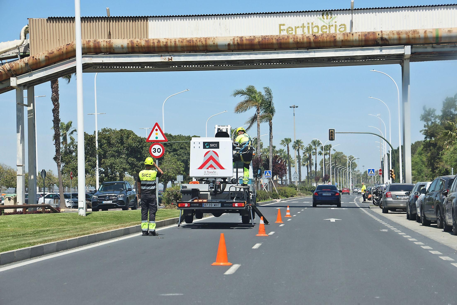 Así se vivió el apagón en las calles de Huelva, en imágenes