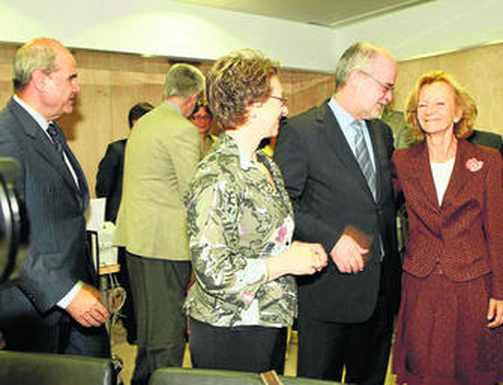 Manuel Chaves, Carmen Martínez Aguayo, Antoni Castells y Elena Salgado en un Consejo de Política Fiscal y Financiera.