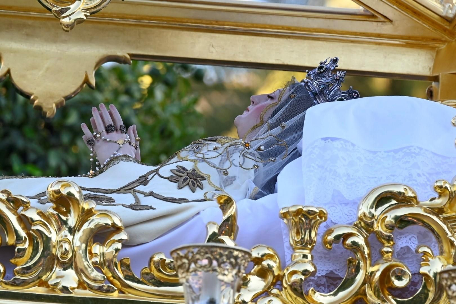 La procesión de la Virgen de Acá en Córdoba, en imágenes