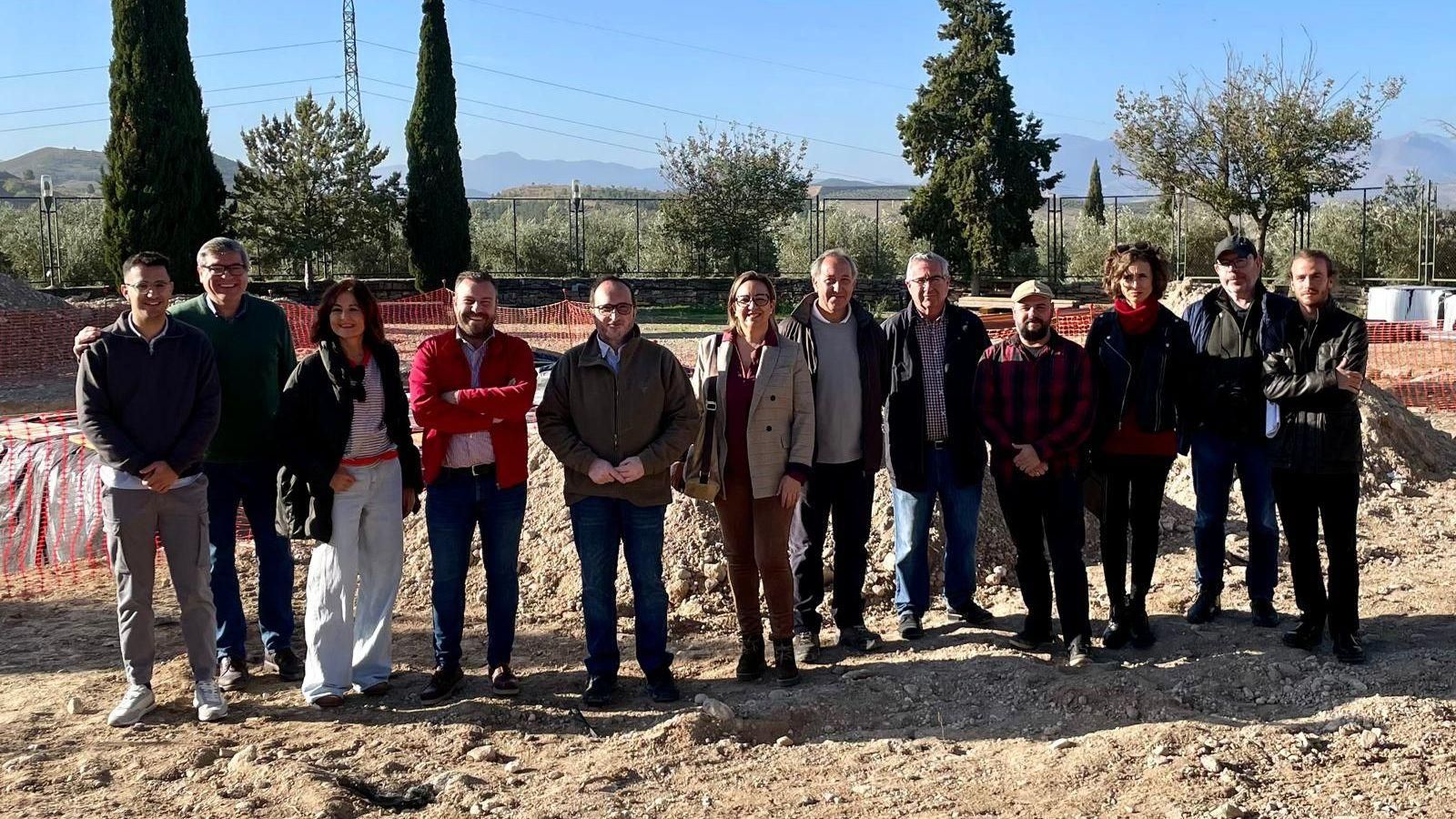 Visita institucional a las obras de Toya.