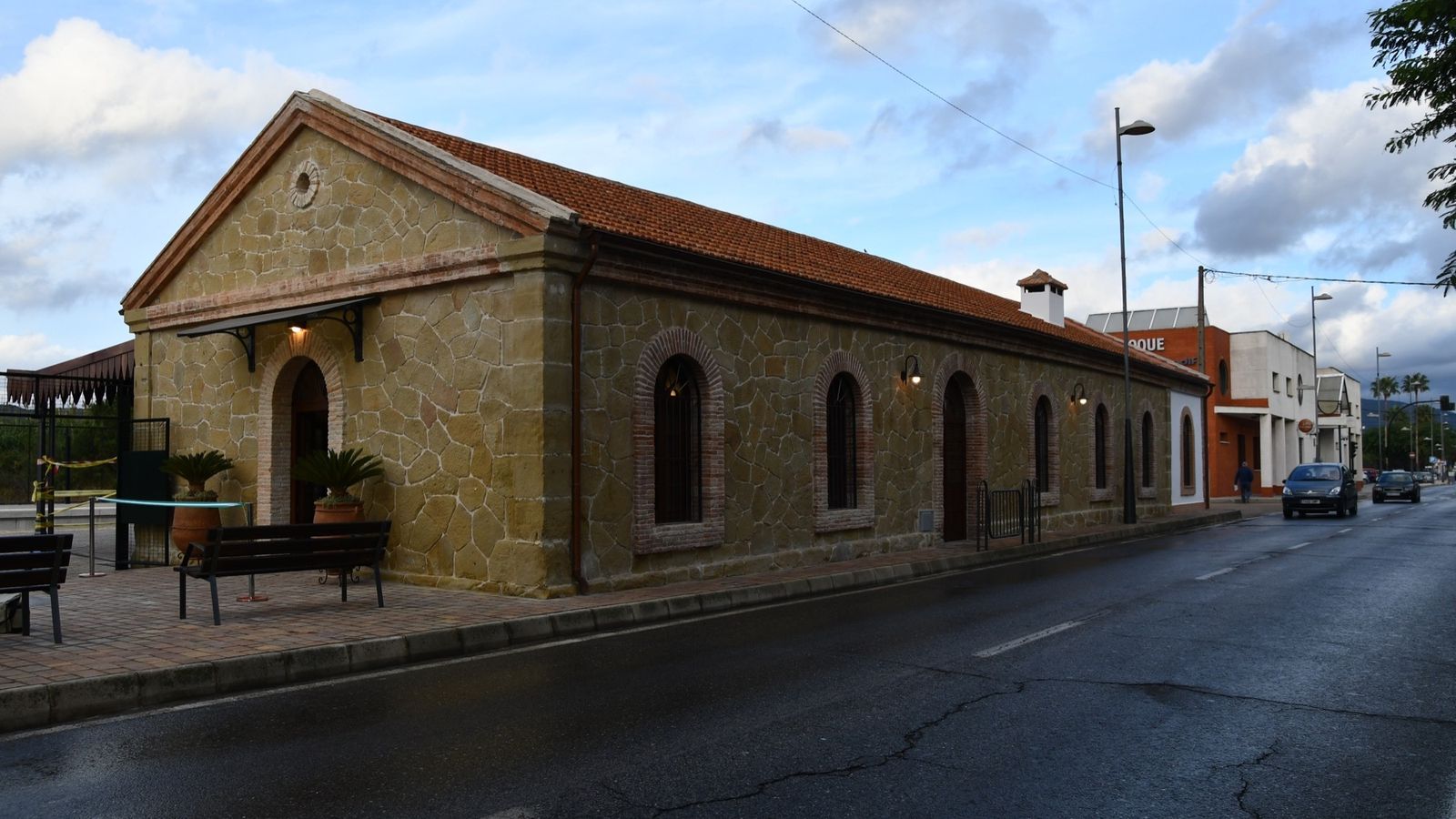 El exterior del edificio.