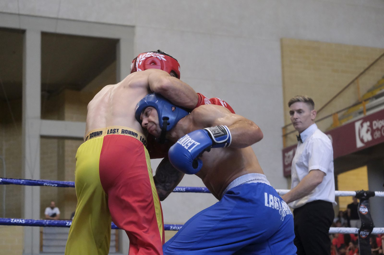 Córdoba disfruta del Campeonato de España de kick boxing, en imágenes