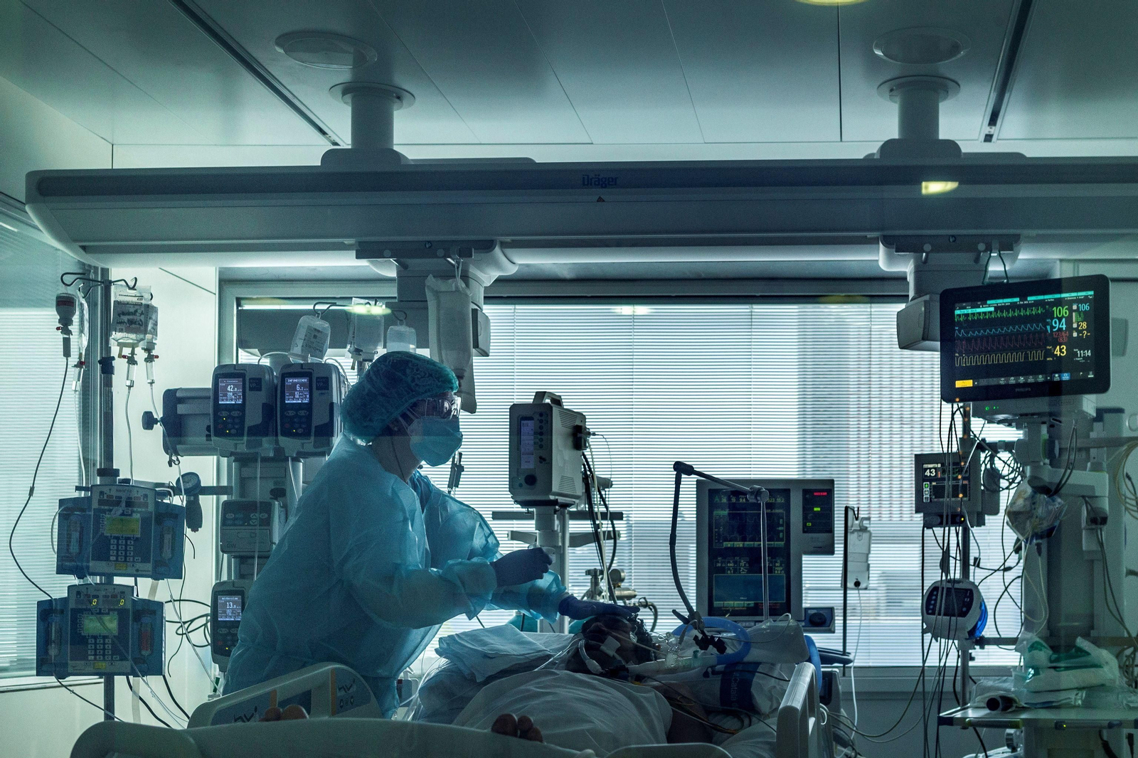 Un paciente atendido en la UCI por covid.