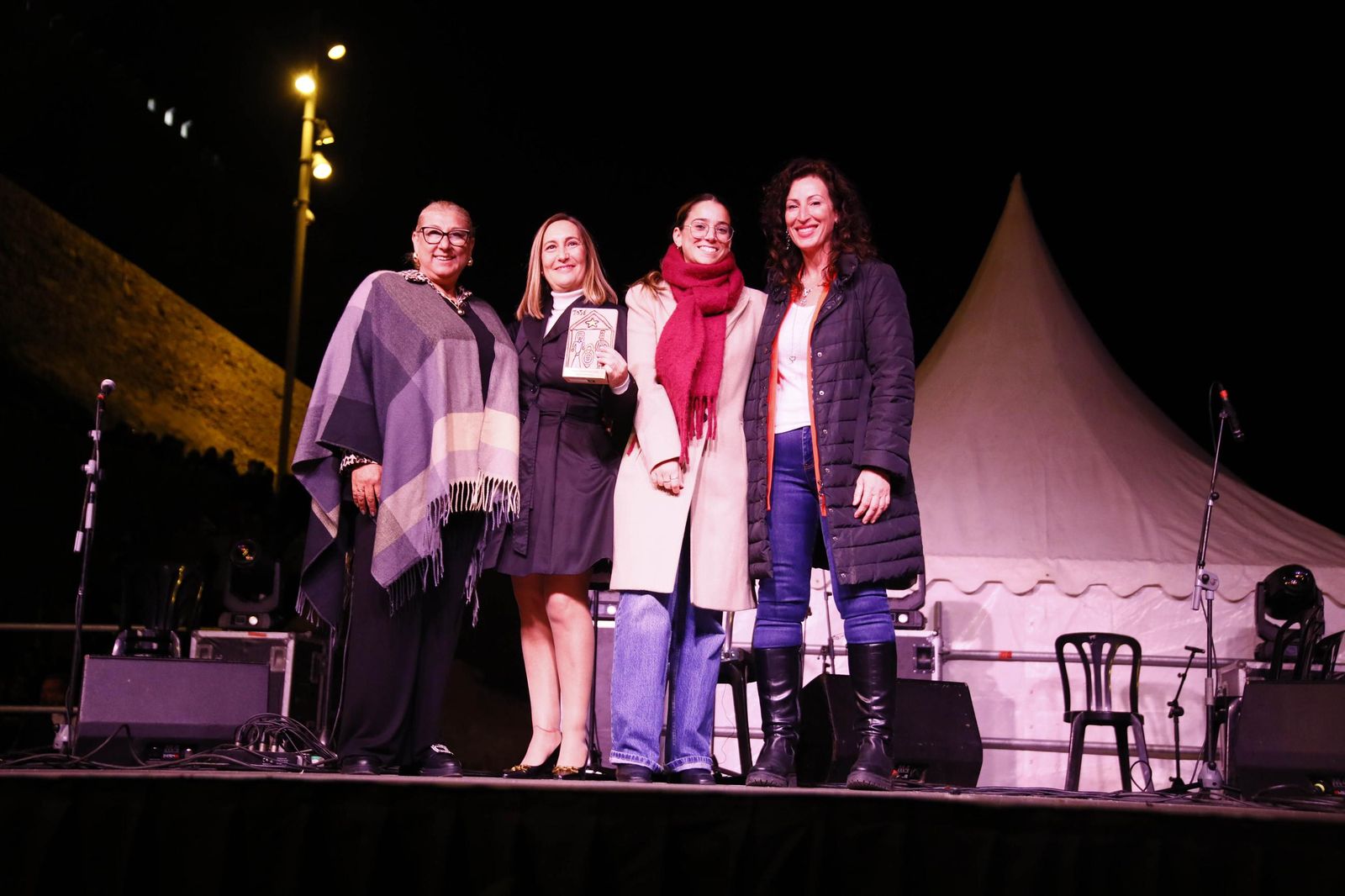 La Noche de las Candelas del Mesón Gitano de Almería, en imágenes