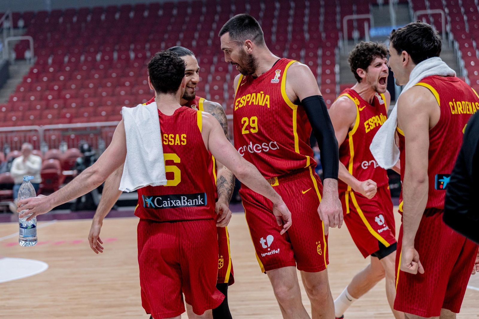 Las mejores fotos del Ucrania-España de baloncesto